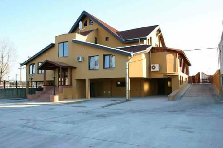 Motel Restaurant Lowe Deva Luaran gambar