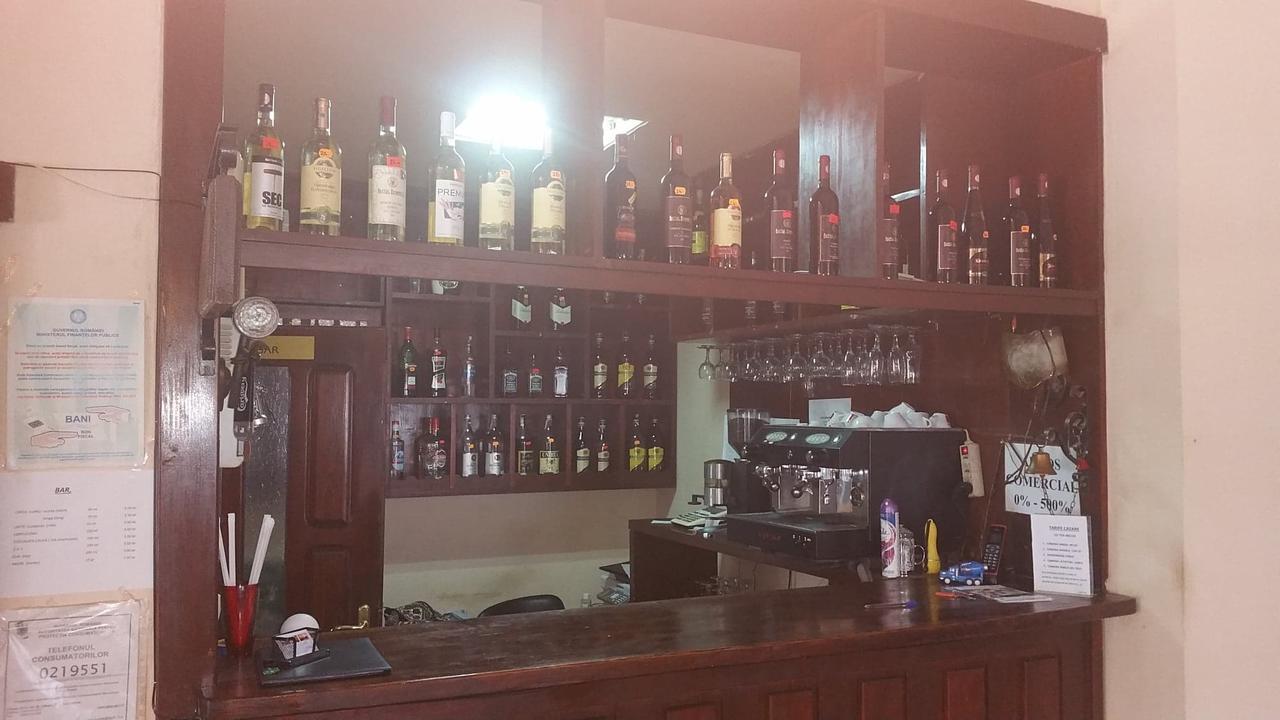 Motel Restaurant Lowe Deva Luaran gambar
