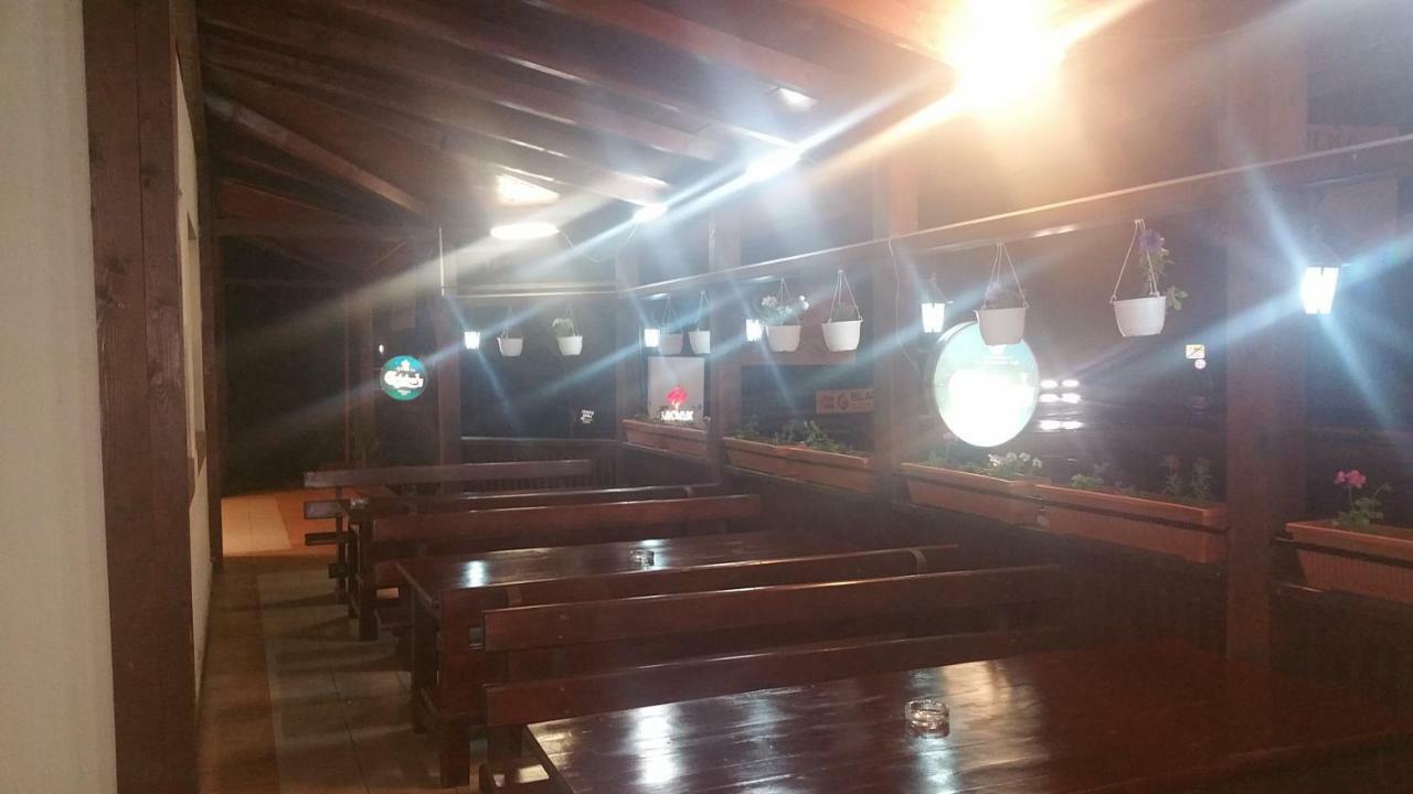 Motel Restaurant Lowe Deva Luaran gambar